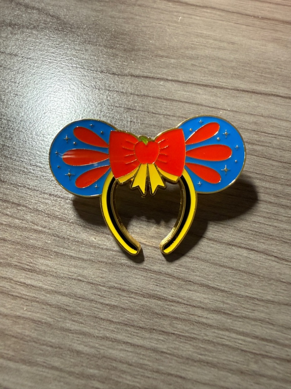 Snow White Disney Princess Minnie Mouse Ear Pin